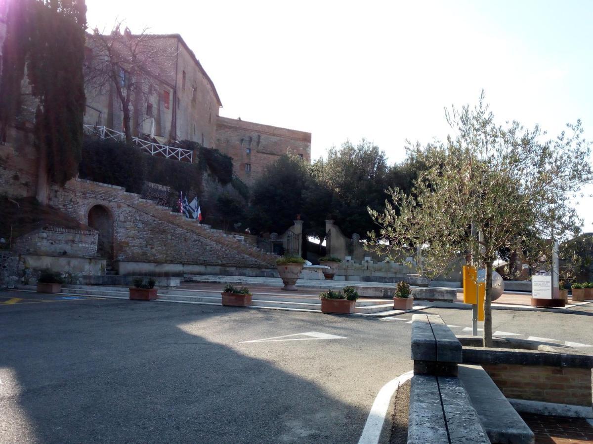 Ca' Montalcino Appartement San Giovanni dʼAsso Buitenkant foto